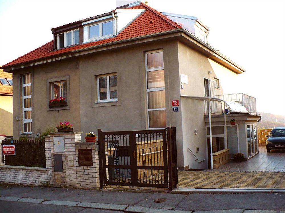 Konukevi Nika 3*